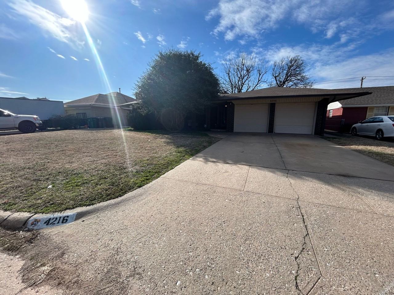 4216 Nw 55th St - Photo 2 of 3