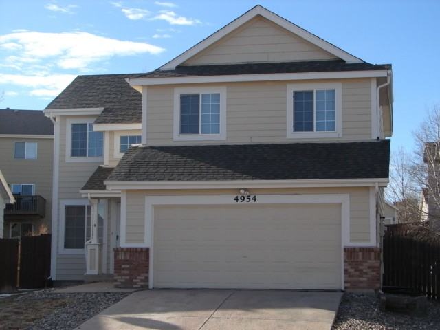 4954 Ardley Dr - Photo 2 of 11