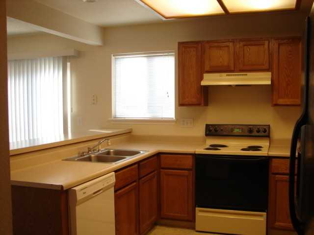 4954 Ardley Dr - Photo 6 of 11