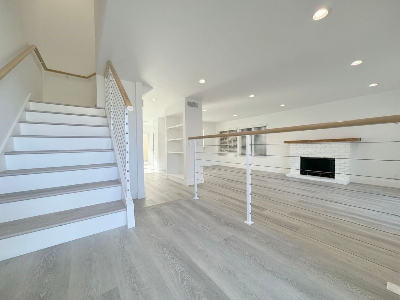 2224 Vista Hogar - Photo 2 of 38