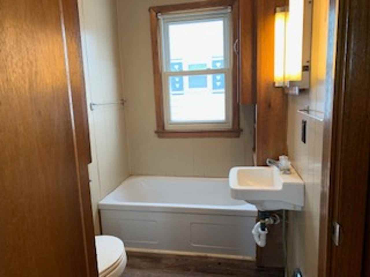 641 Wyoming St - Photo 4 of 7