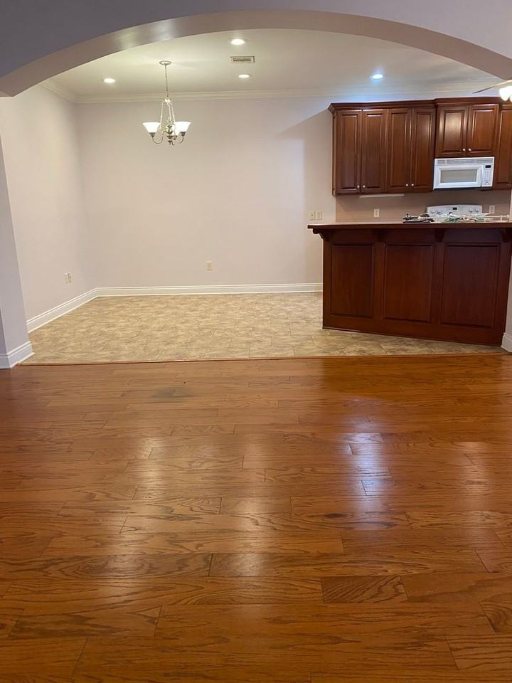 2812 S Locke Point Dr - Photo 3 of 26