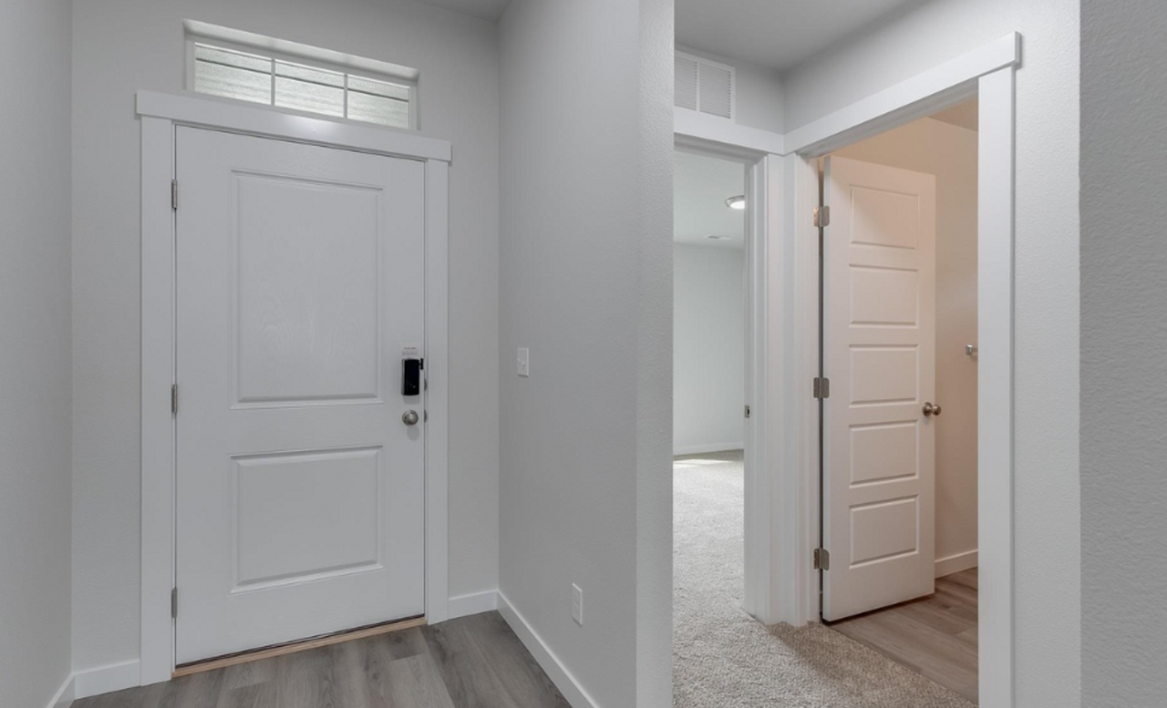 11922 W Box Canyon St - Photo 7 of 41