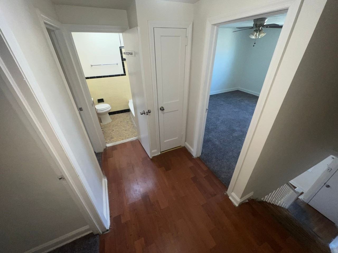 417 W 21st St - Photo 2 of 36