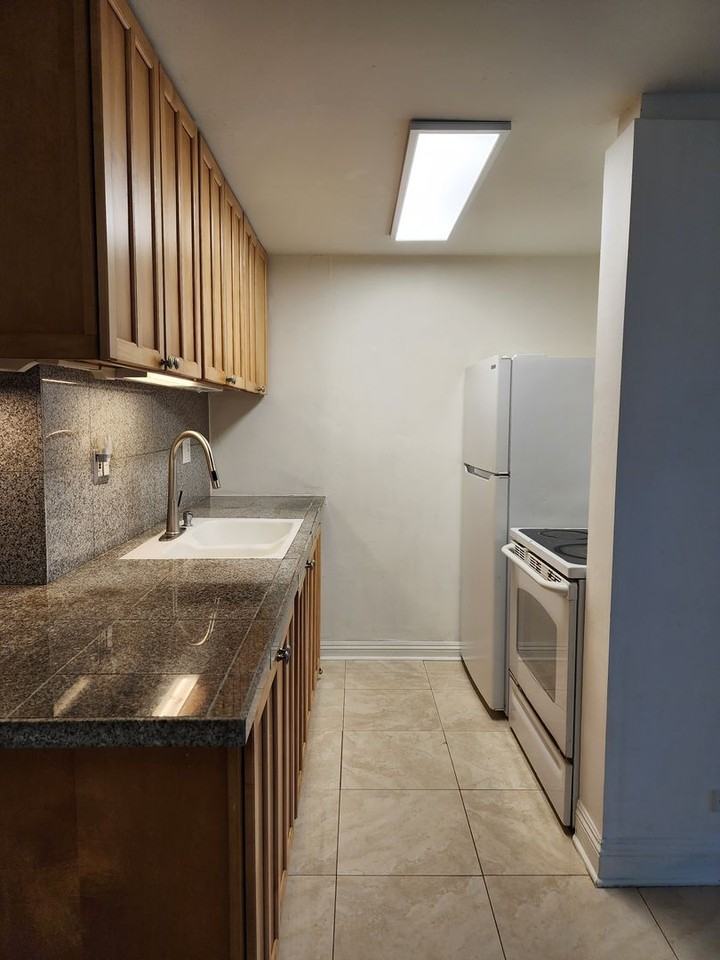 HAIKU HALE APARTMENTS - Photo 2 of 23