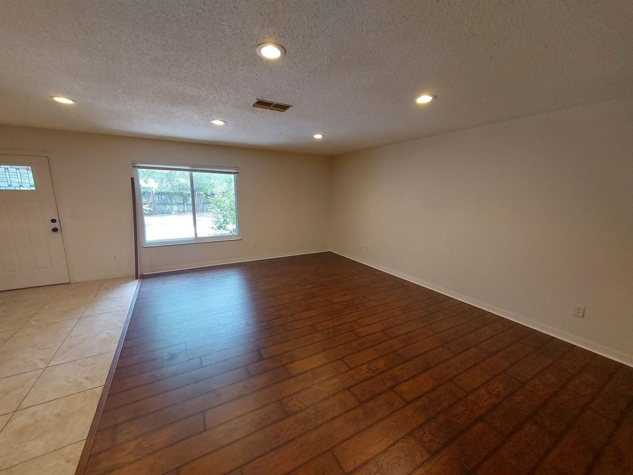 446 Water Rd - Photo 3 of 10