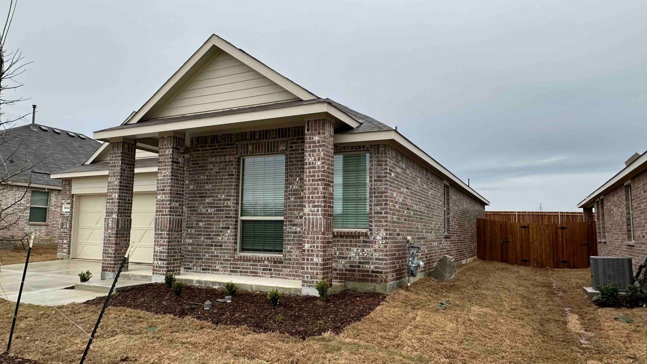 3004 Kingsgarden Rd - Photo 4 of 5