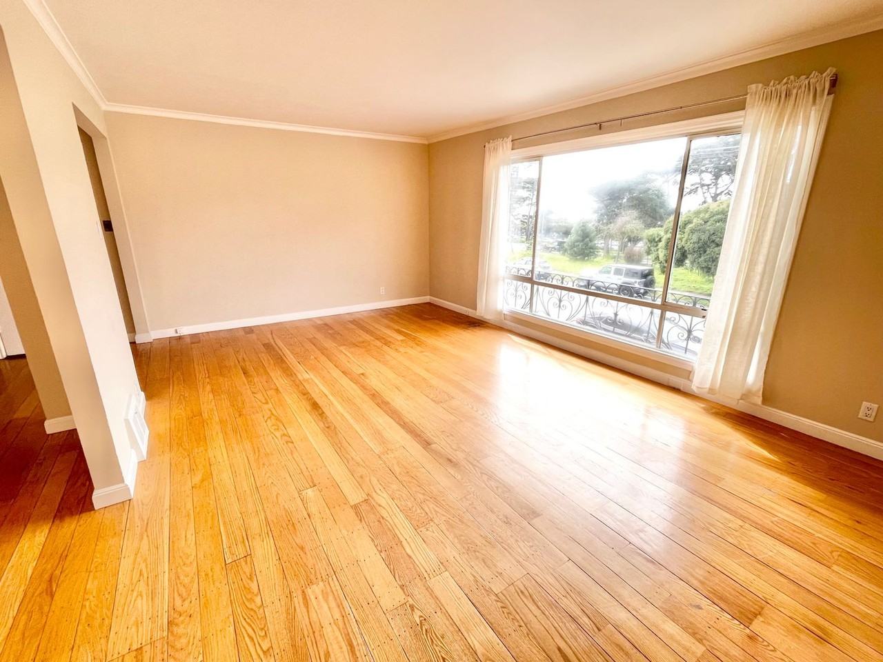 1866 36th Ave - Photo 2 of 27