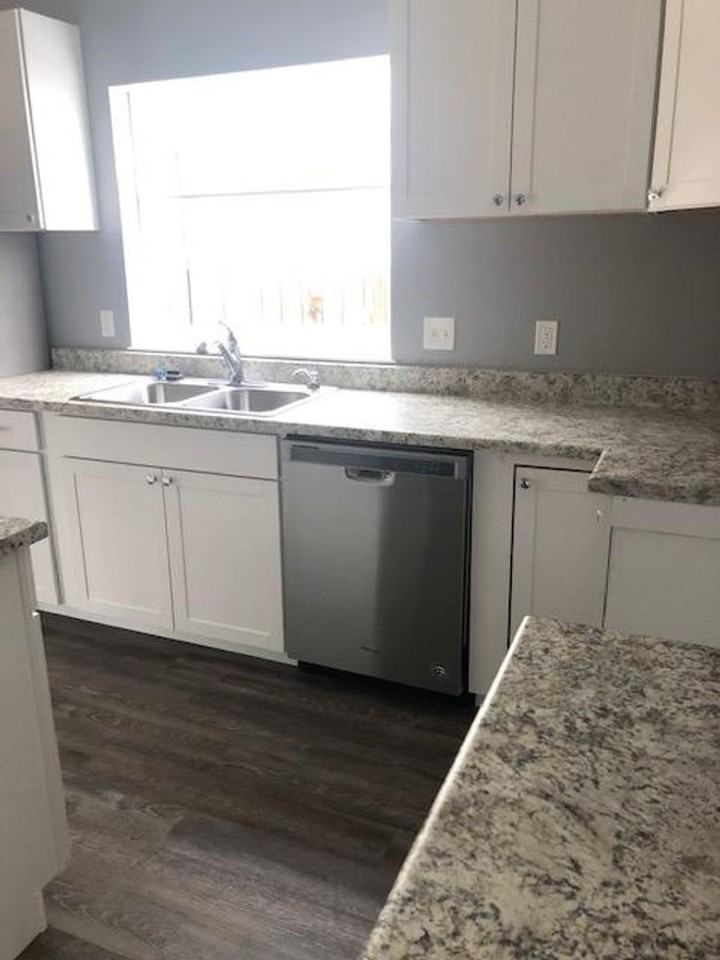 539 Rawe Peak Dr - Photo 3 of 5