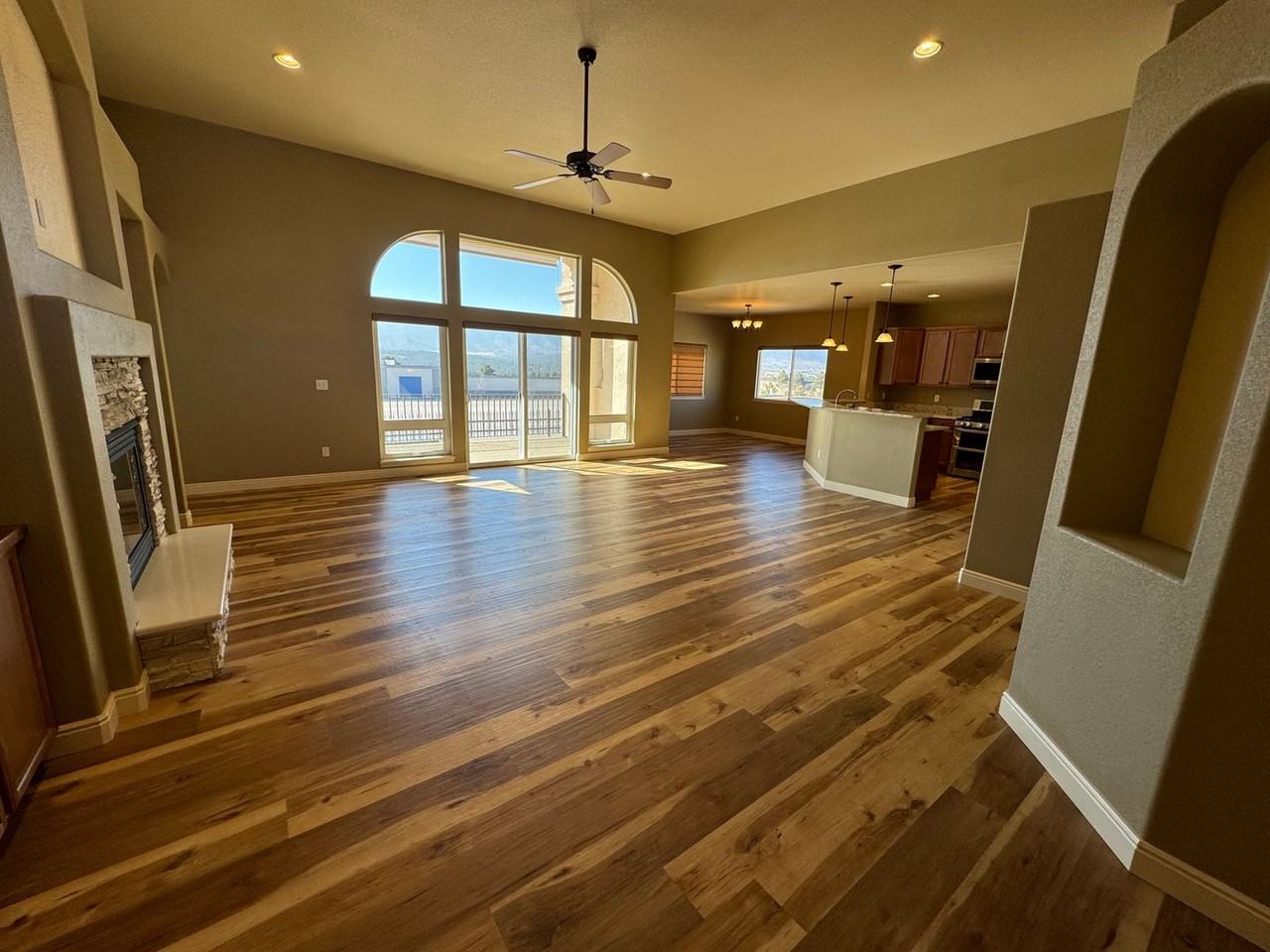 13952 Paradise Villas Grv - Photo 2 of 21