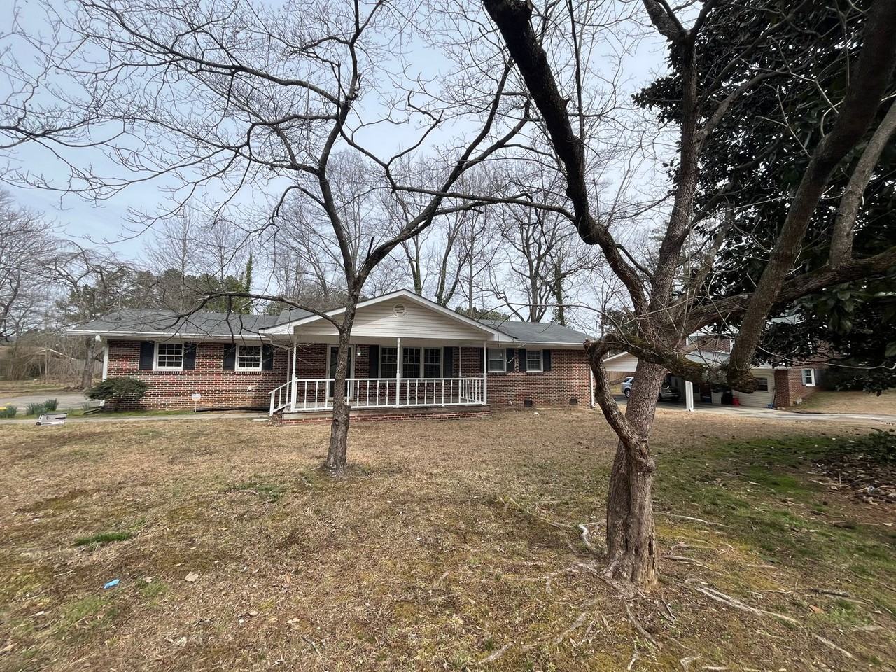 8 Greenleaf Dr Sw - Photo 2 of 21