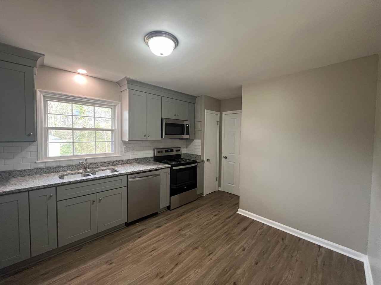 8 Greenleaf Dr Sw - Photo 7 of 21