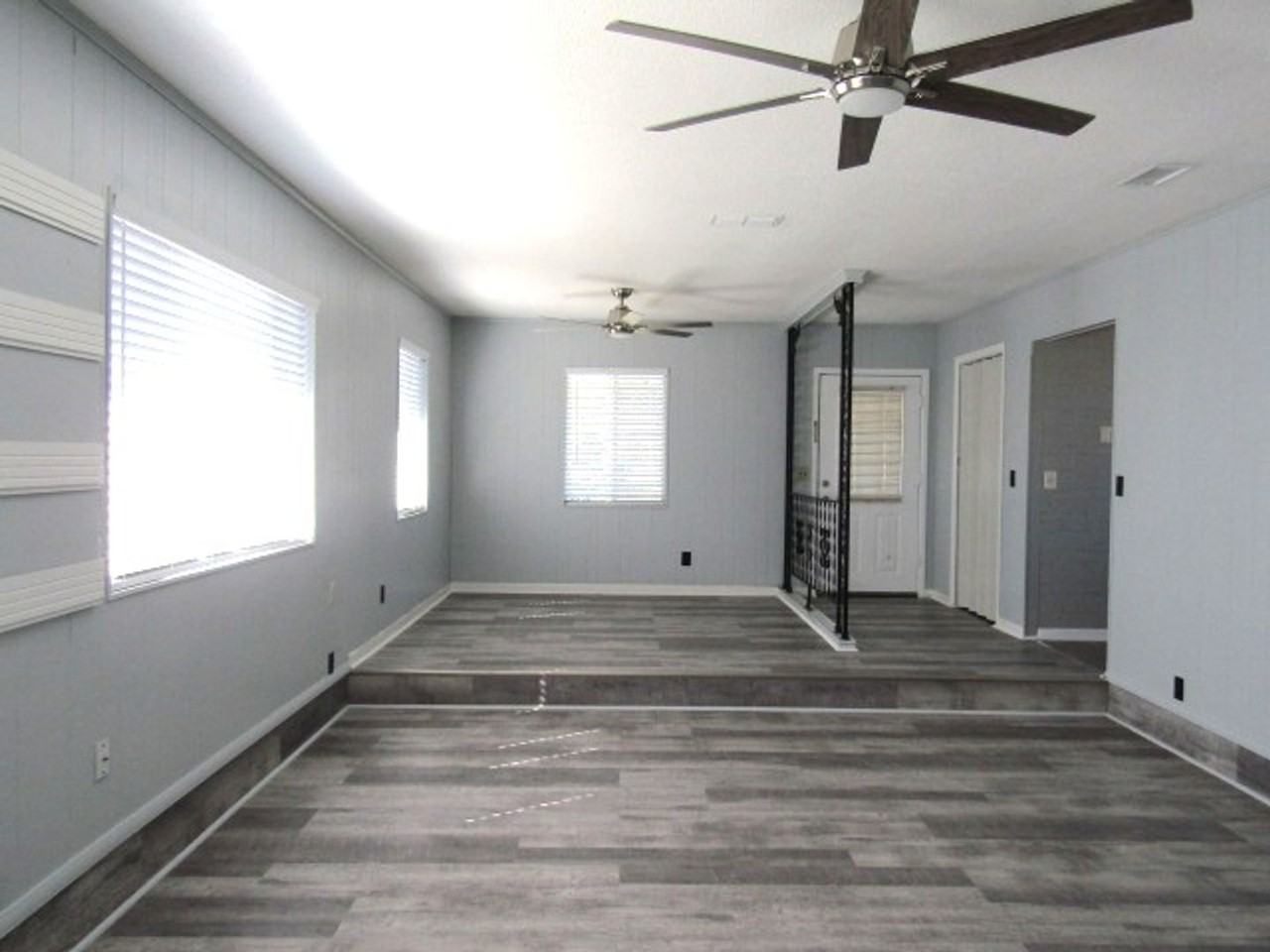 5213 Trelawney Ave - Photo 5 of 18