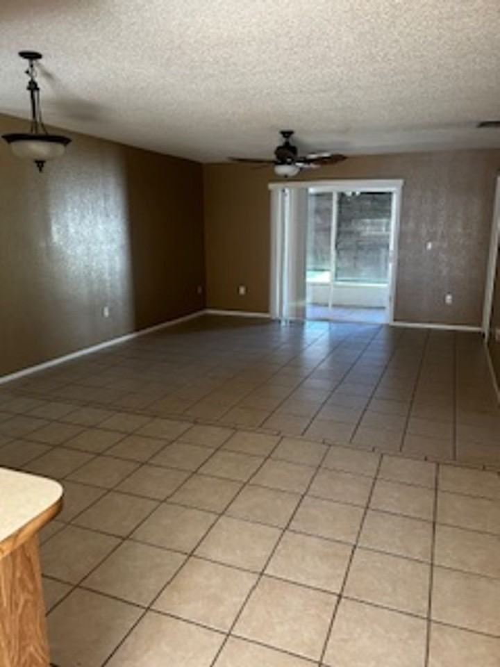 12902 Kellywood Cir - Photo 6 of 9