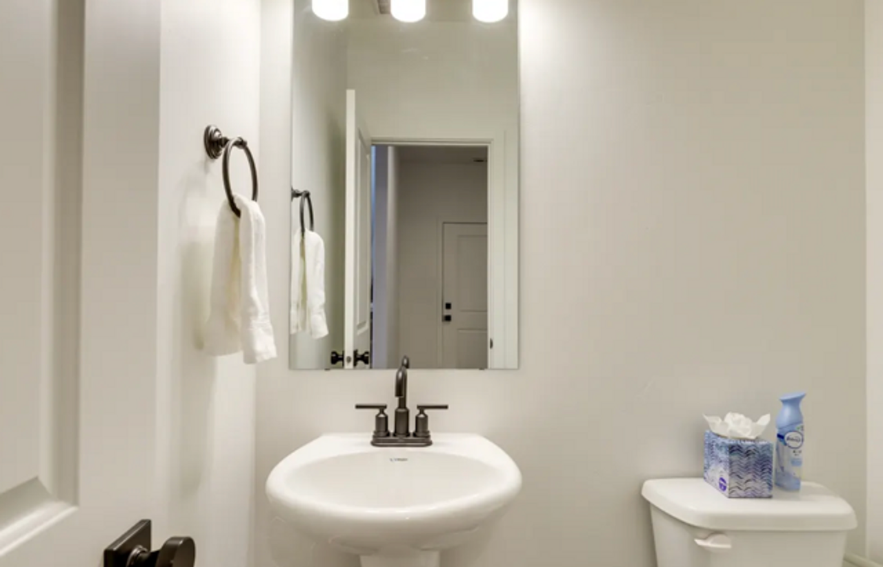 1038 W 570 S - Photo 6 of 22