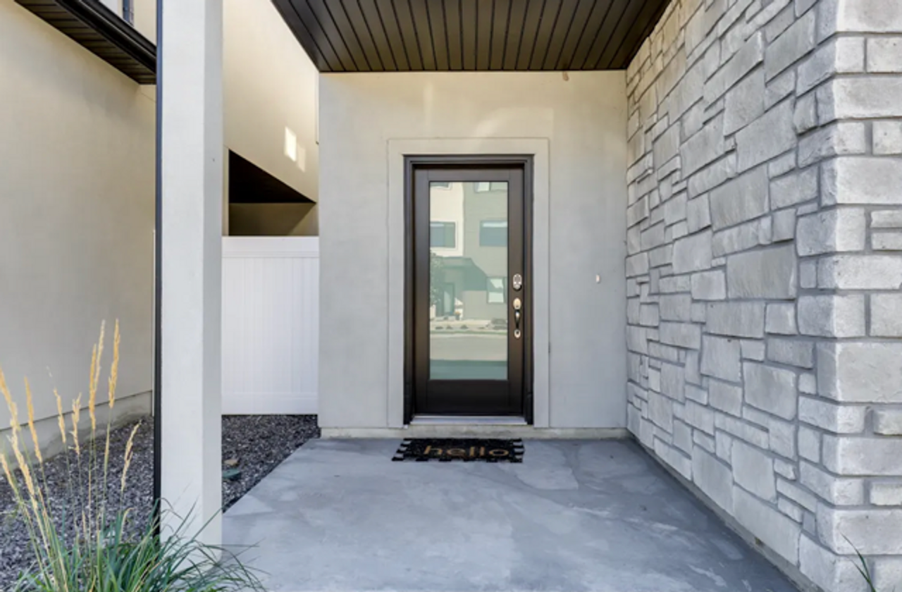 1038 W 570 S - Photo 7 of 22