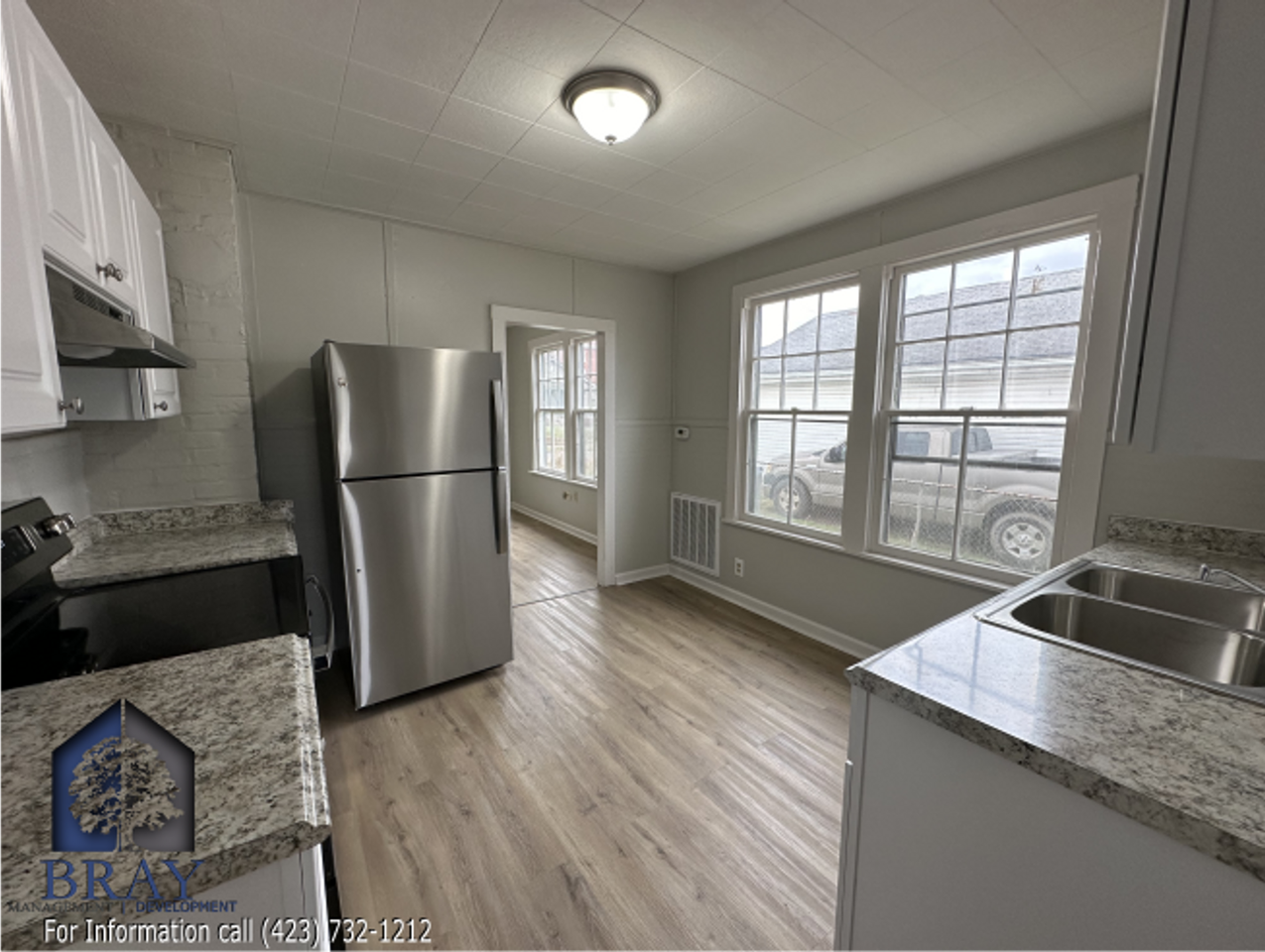 1238 Willow St - Photo 6 of 14