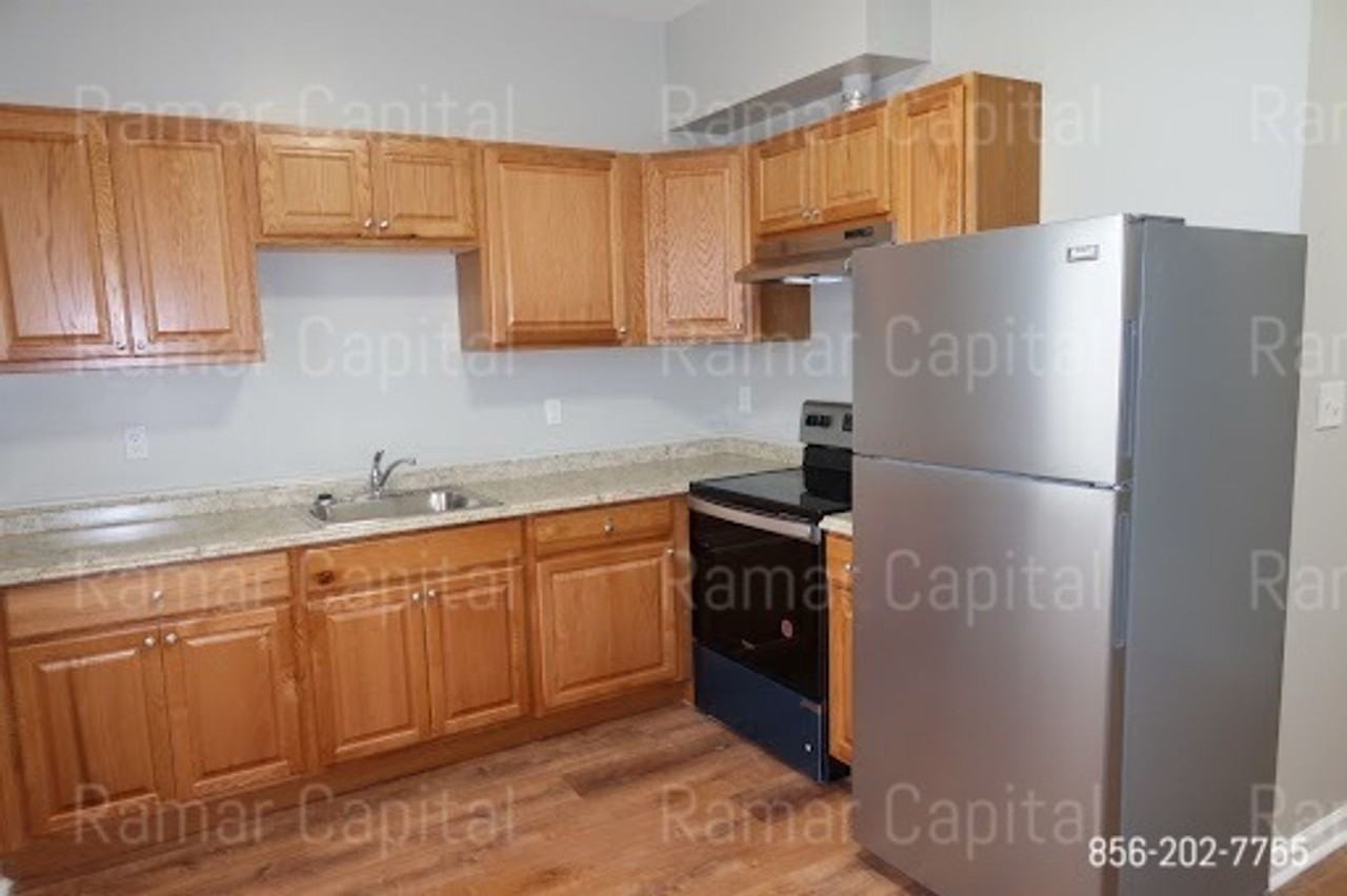 KC - 1328 Sheridan - Photo 2 of 13