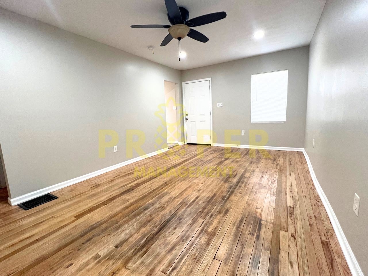 709 N Upland Ave - Photo 3 of 8