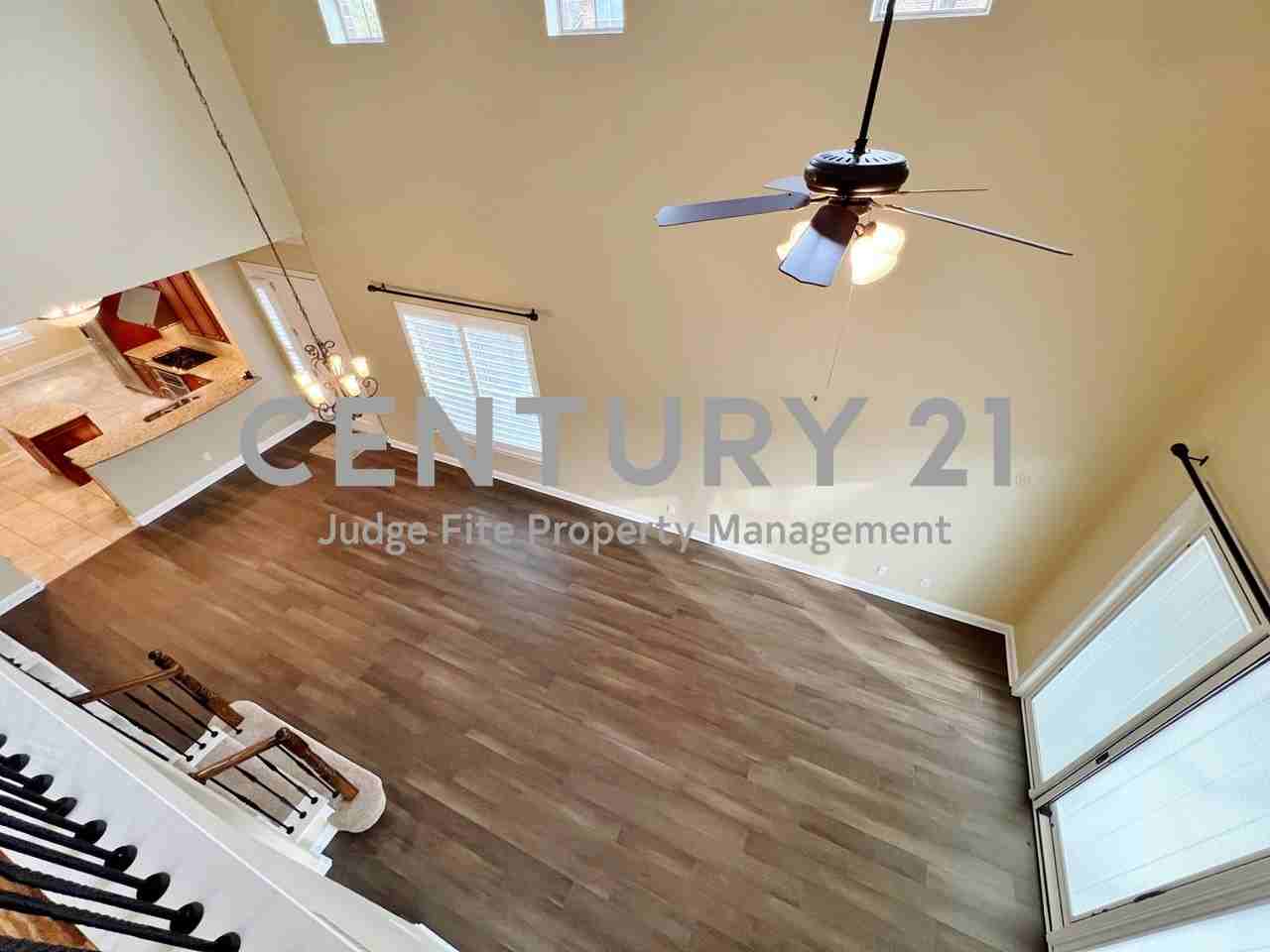 3152 Bloomfield Ct - Photo 2 of 15