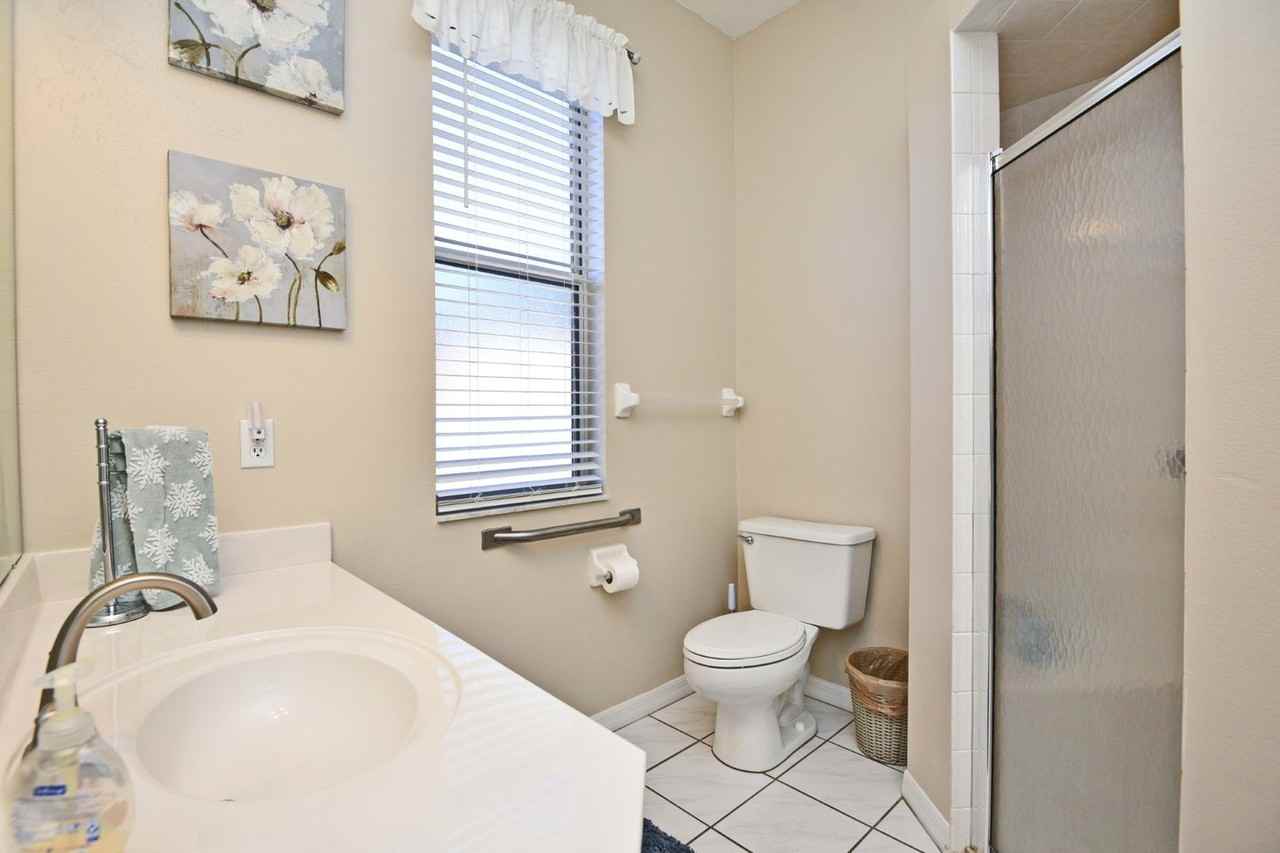 21821 Sw Chilla Ct - Photo 3 of 26
