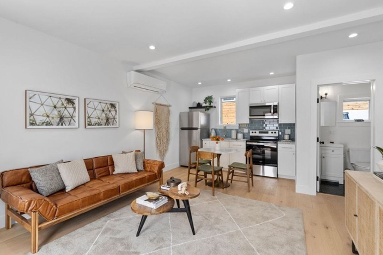 986 57th St - Photo 2 of 12