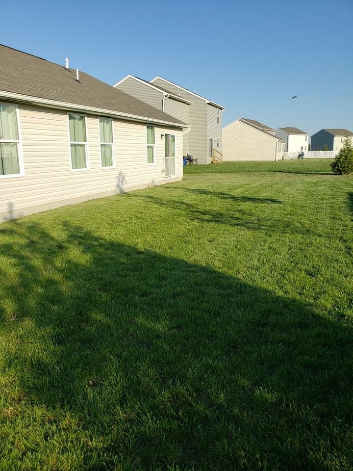 716 Marta Dr - Photo 4 of 5