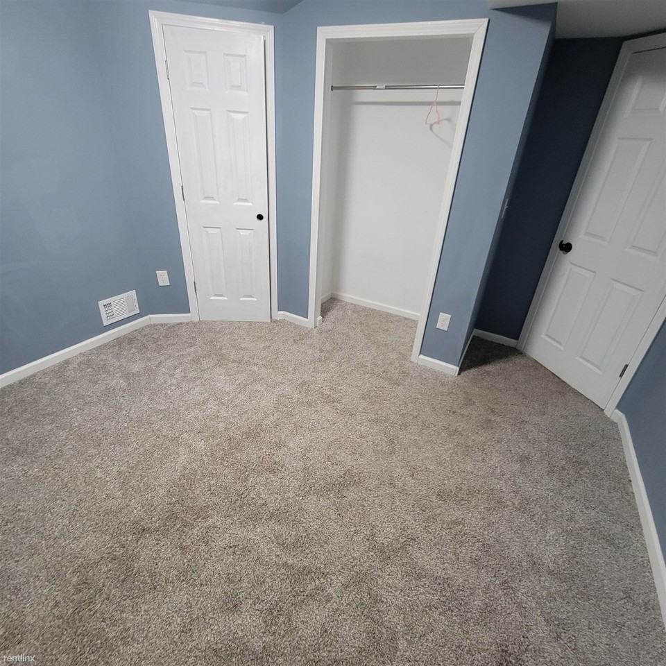 11600 Seitz Dr - Photo 3 of 6