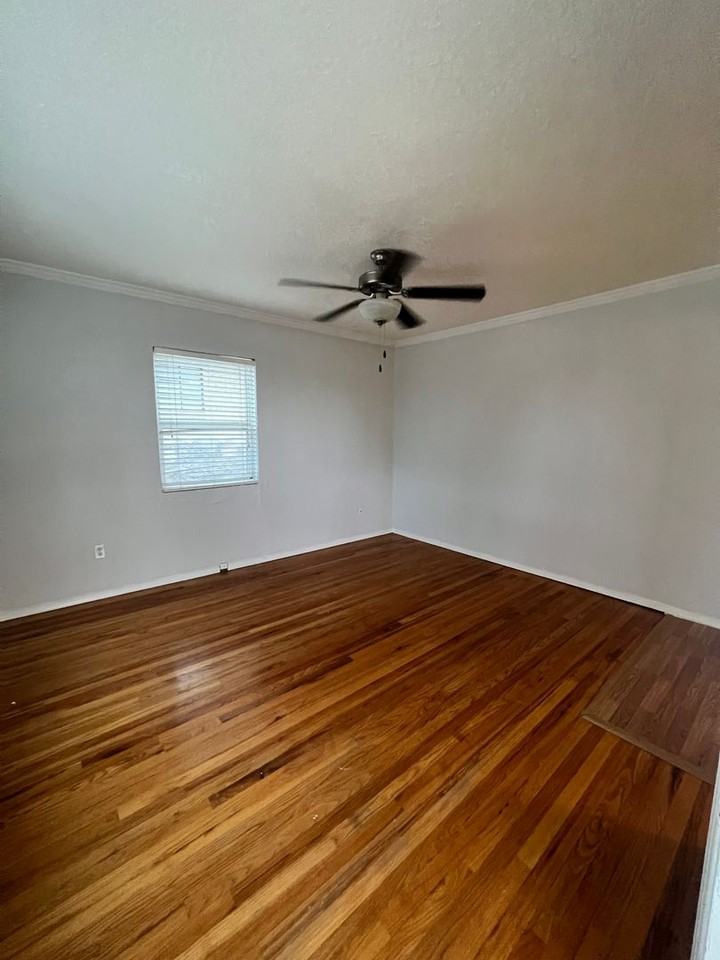 3805 Truman Ave - Photo 2 of 14