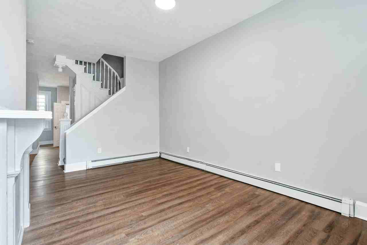 1217 Juniata St - Photo 3 of 23