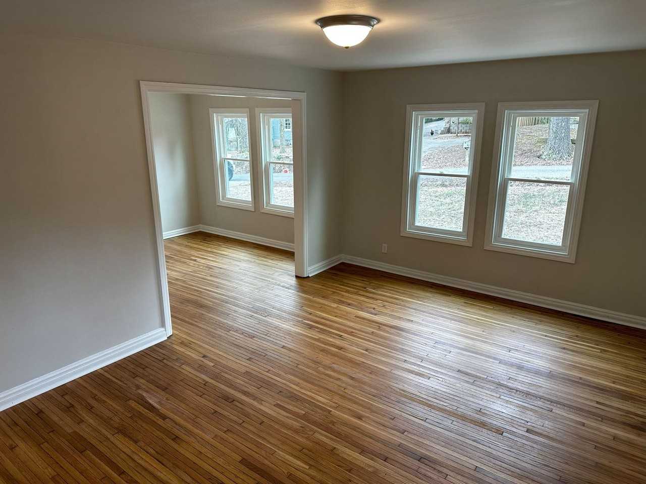 4402 20th St Ne - Photo 5 of 21