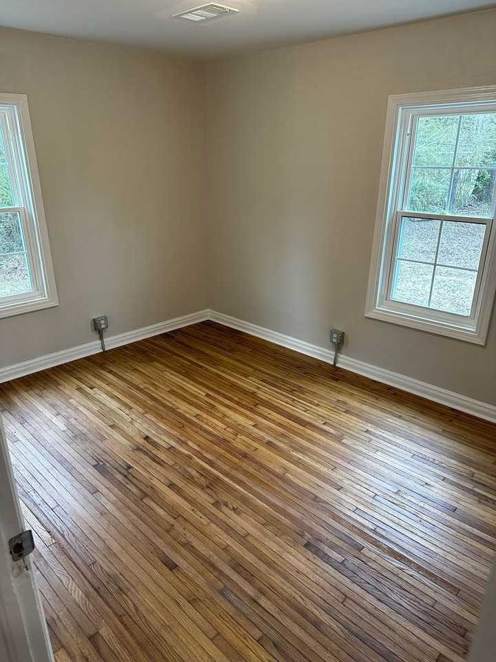 4402 20th St Ne - Photo 7 of 21