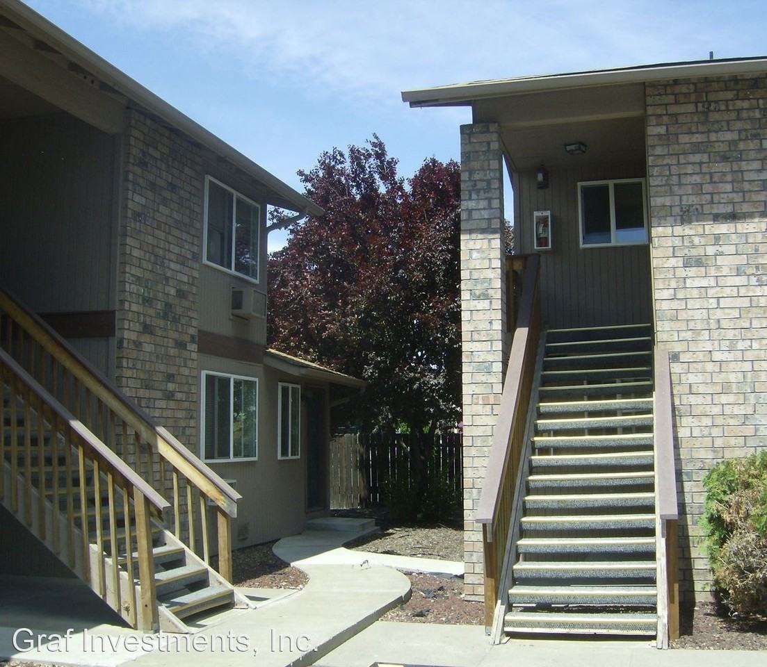 Southpark 1206 S. 15th Ave. - Photo 2 of 12