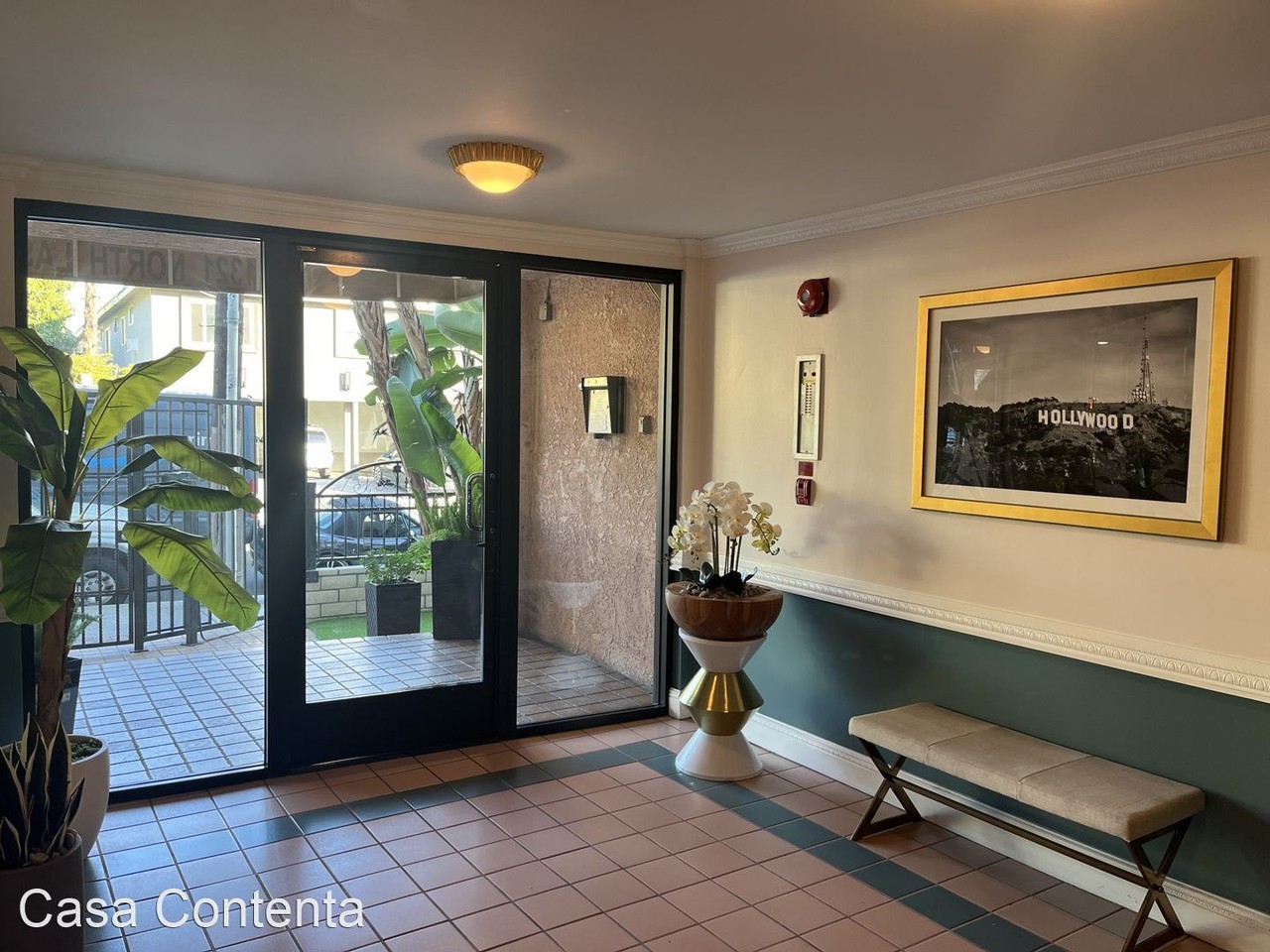 1321 N Las Palmas Ave - Photo 2 of 15