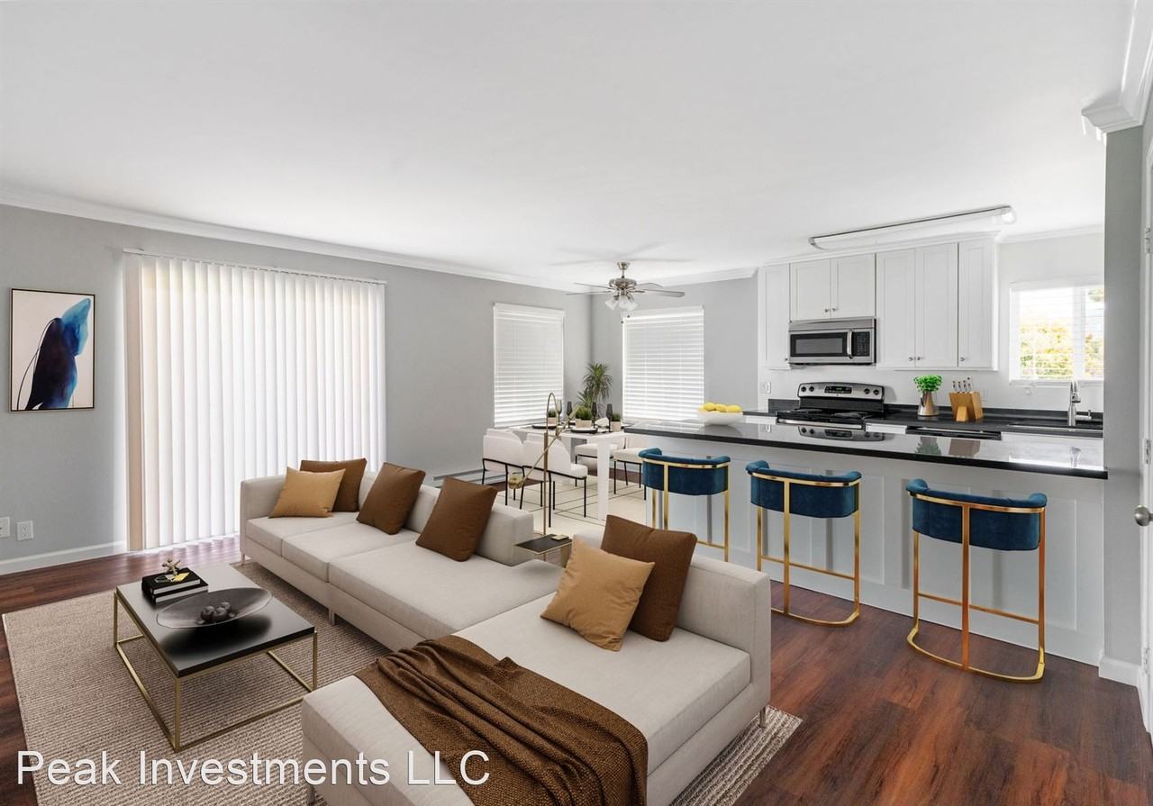 Mariners West Apartments - Photo 2 of 4