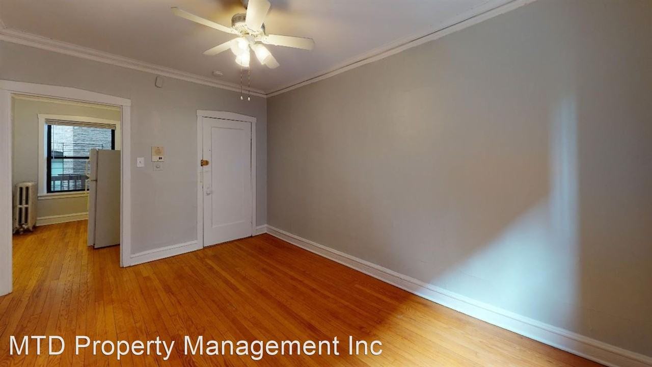 4301-09 Winchester - Photo 2 of 13