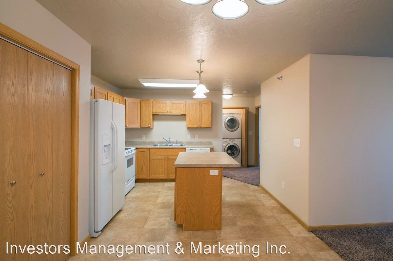 Lindenwood Apartments - Photo 2 of 20