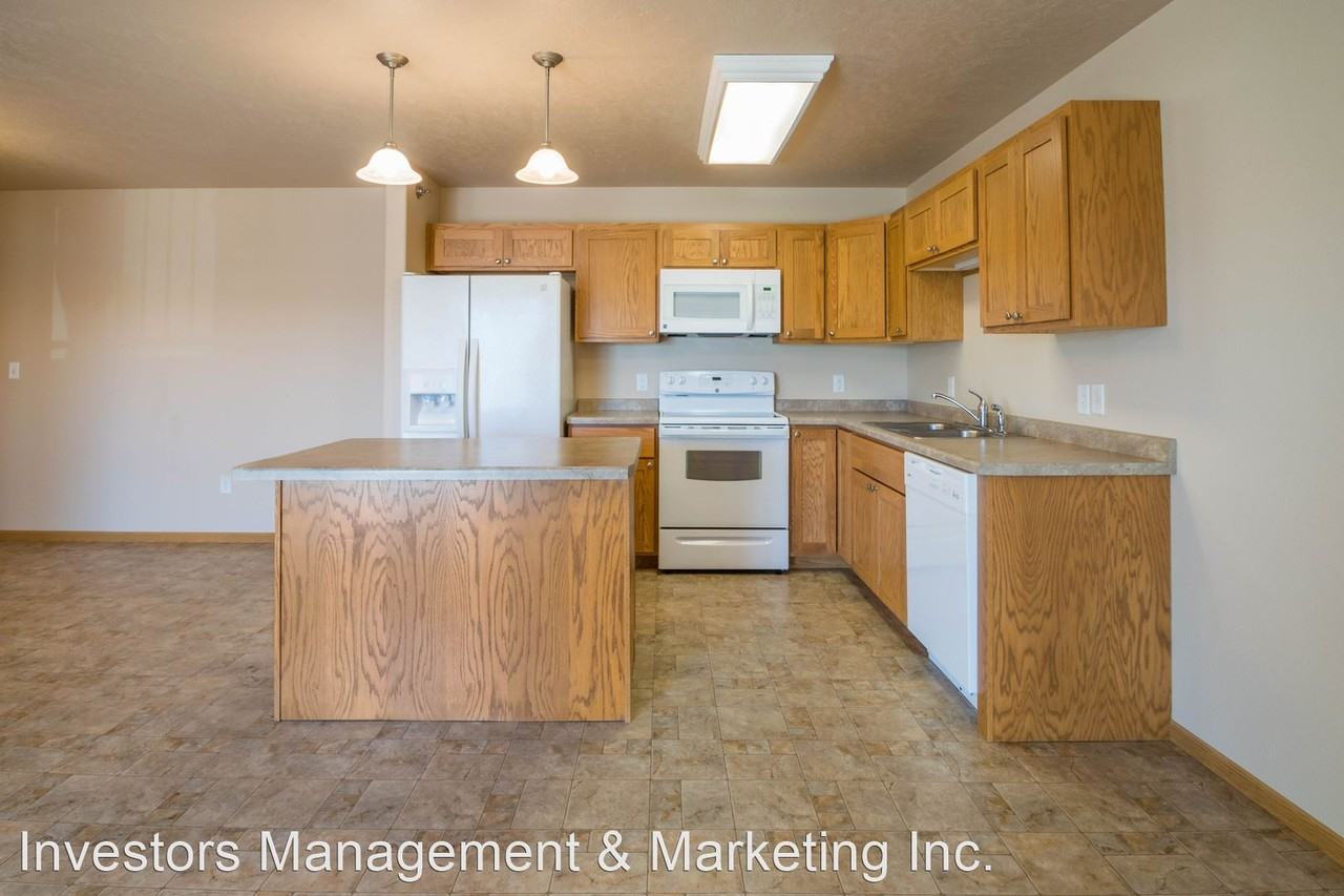 Lindenwood Apartments - Photo 3 of 20