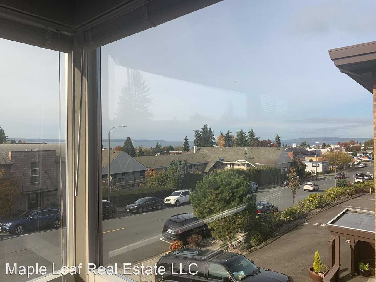 631 5th Ave South - Photo 2 of 31