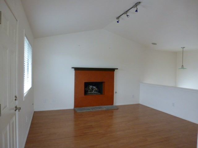 263 N 12th St - Photo 3 of 19