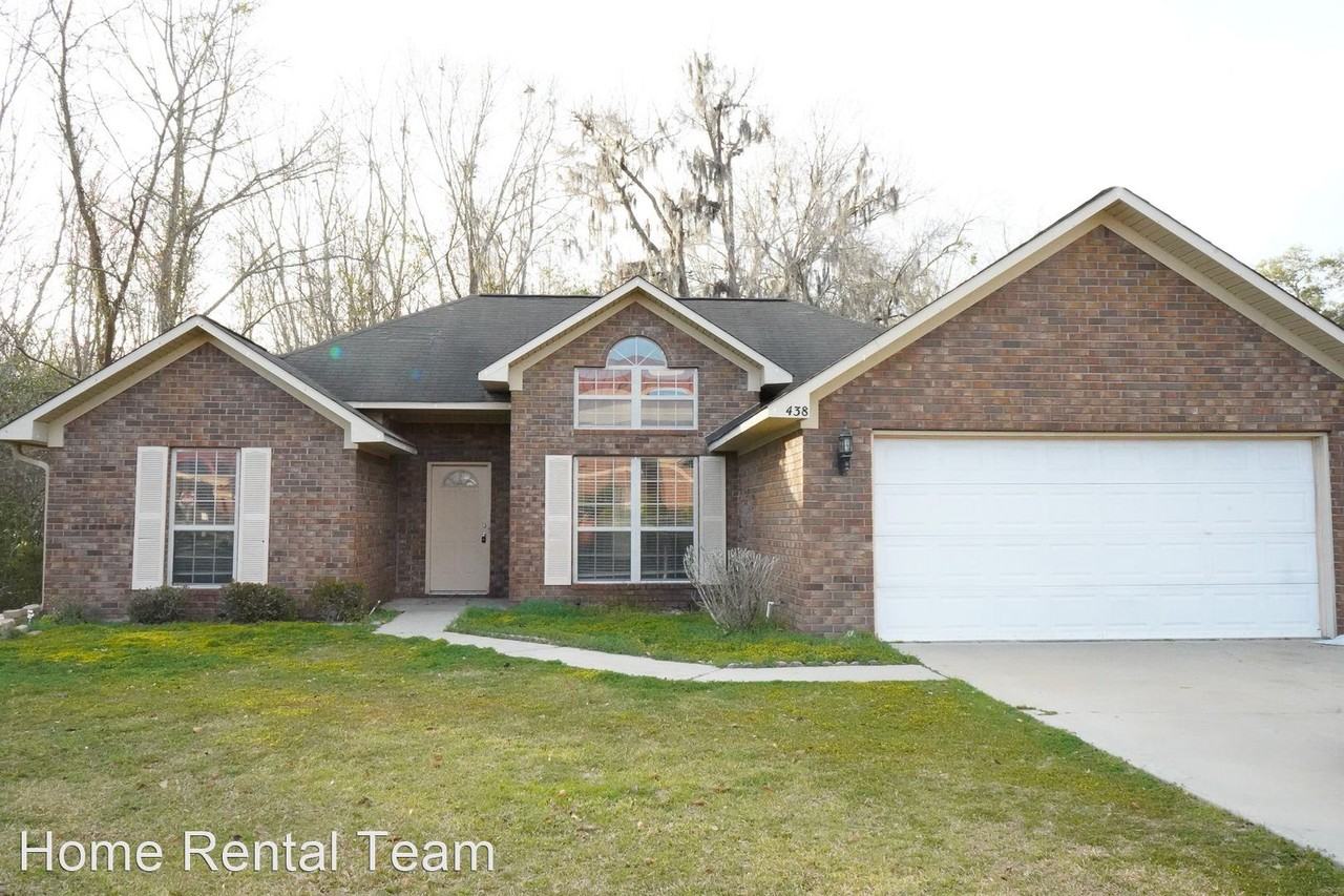 438 Edgewater Dr - Photo 2 of 5