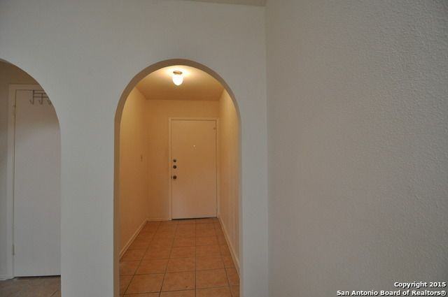 8323 Willow Creek St - Photo 2 of 25