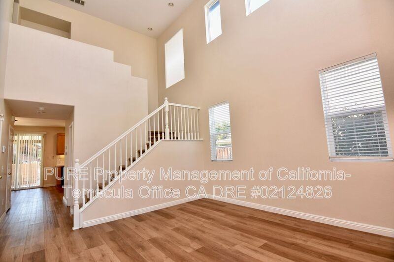 38285 Sevilla Ave - Photo 2 of 35