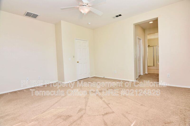 38285 Sevilla Ave - Photo 7 of 35