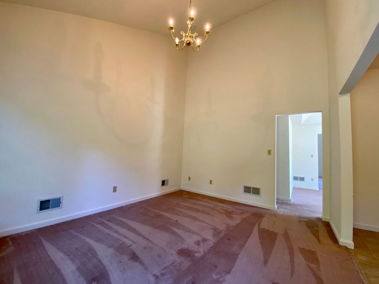 100 Trotter Ln - Photo 7 of 39