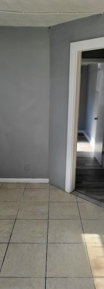 1707 Logan St #3 - Photo 3 of 4