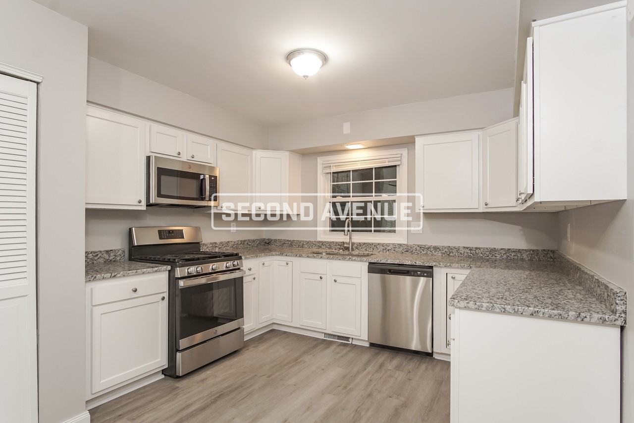 120 Heather Dr - Photo 2 of 19