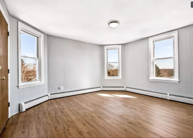 85 California St #6 - Photo 2 of 8