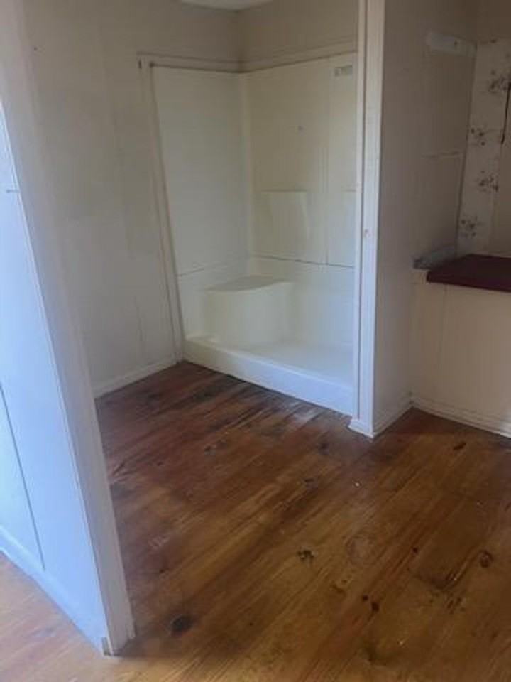 Alisha Circle - Photo 5 of 19