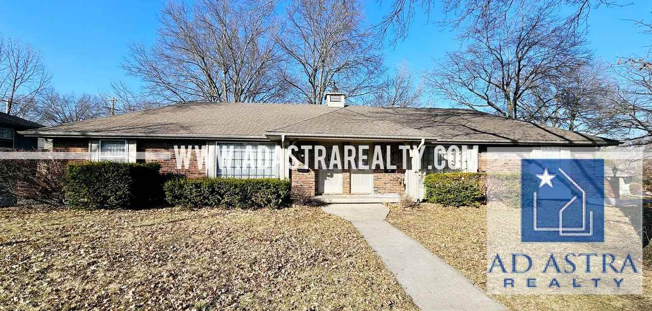 15016 E 46th St S - Photo 2 of 34